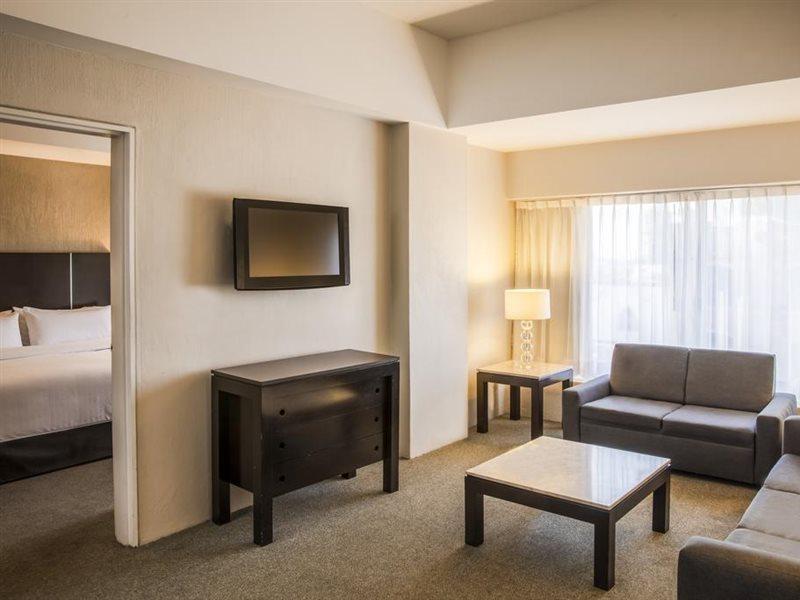 Real Inn Guadalajara Expo Экстерьер фото