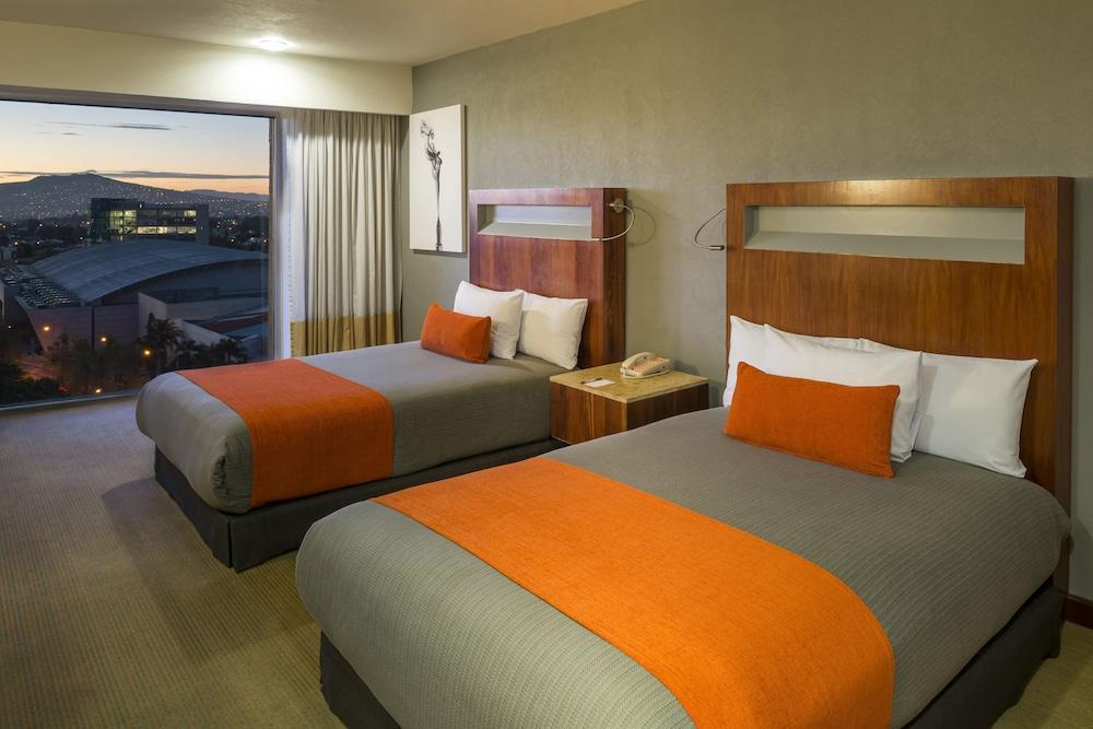 Real Inn Guadalajara Expo Экстерьер фото