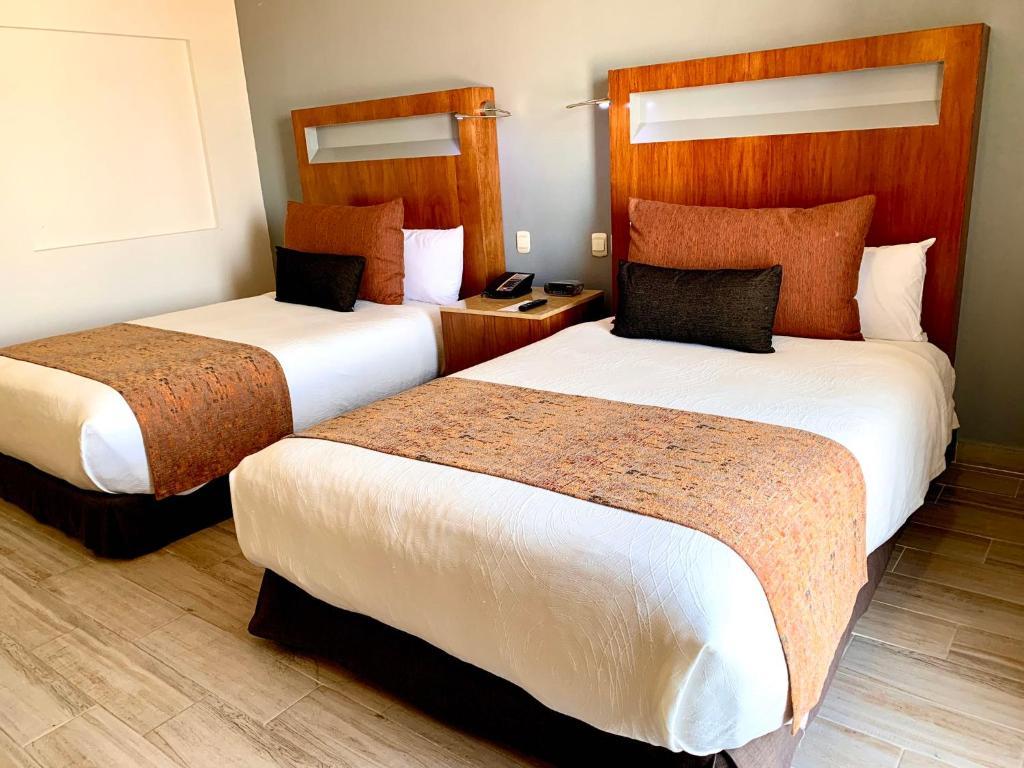 Real Inn Guadalajara Expo Экстерьер фото