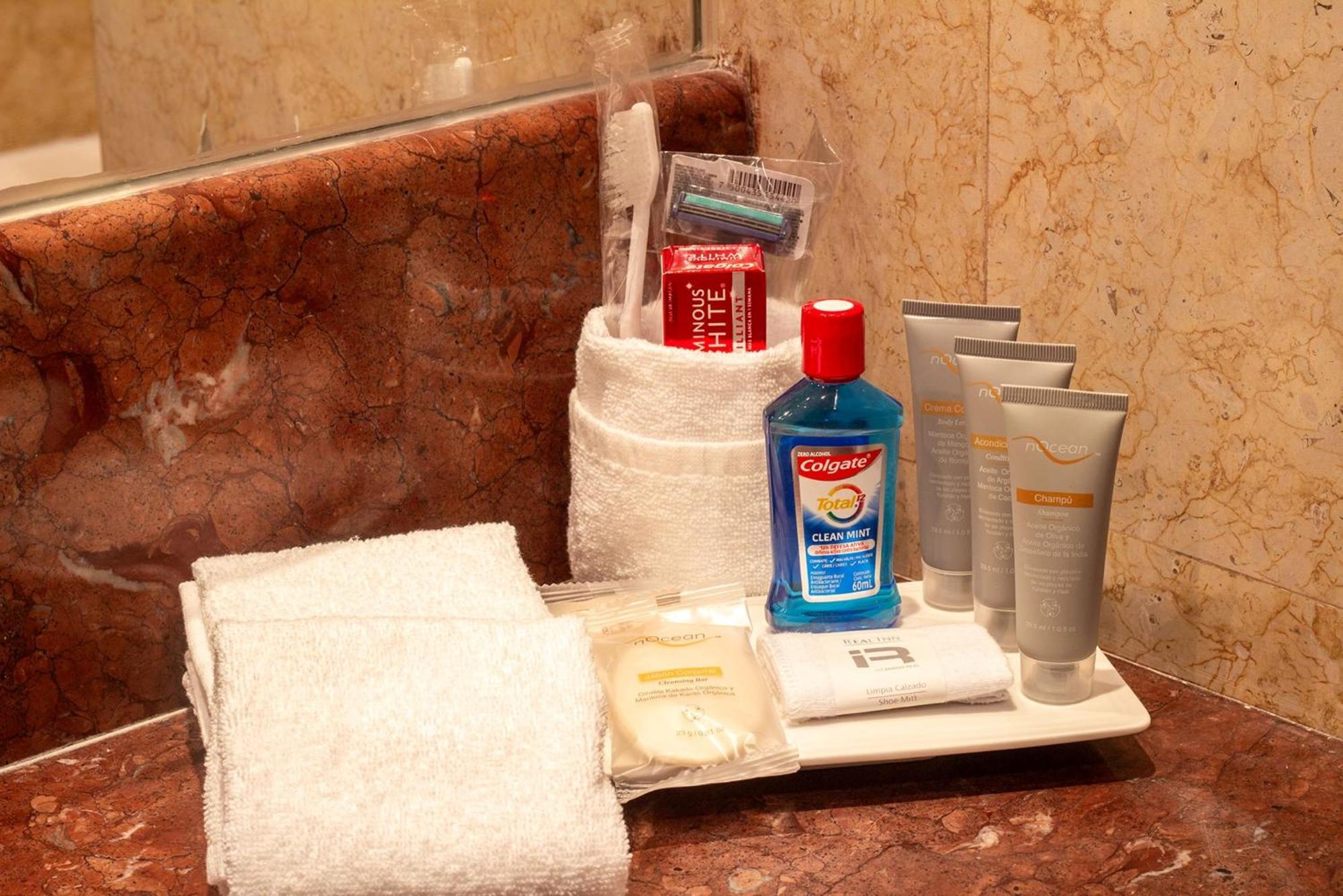 Real Inn Guadalajara Expo Экстерьер фото
